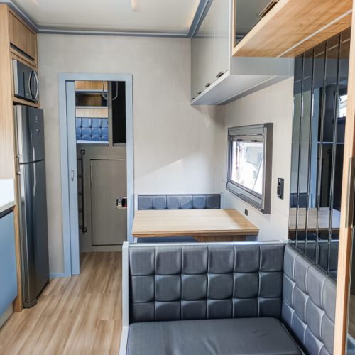 BV Motor Home Caminhão Ford Cargo 1723, Fabrica, Manutenção, Reforma, Vendas de Peças e acessorios Barra Velha-16