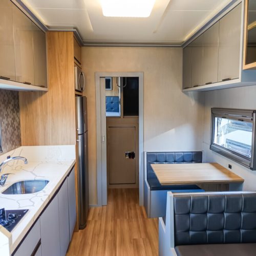 BV Motor Home Caminhão Ford Cargo 1723, Fabrica, Manutenção, Reforma, Vendas de Peças e acessorios Barra Velha-30